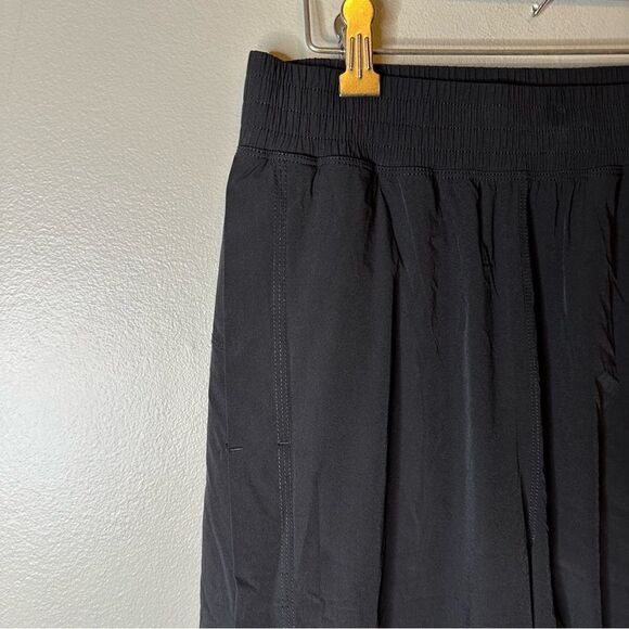 ZYIA Active Work Flow Wide Leg Gaucho Pants - Picture 6 of 10